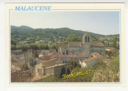 {86657} 84 Vaucluse Malaucène , Au Pied Du Mont Ventoux ,  L' église Et Le Vieux Village - Malaucene