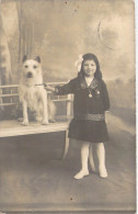 ENFANTS - Portrait - Jeune Fille - Chien - Carte Postale Ancienne - Abbildungen