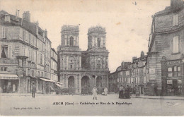 FRANCE - 32 - AUCH - Cathédrale Et Rue De La République - Carte Postale Ancienne - Auch