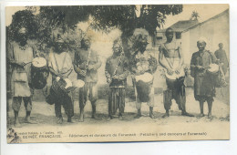 CPA CONAKRY GUINEE FRANCAISE , Féticheurs Et Danseurs De Farannah ( Fétichers And Danceers At Farannah ) - Guinée Française