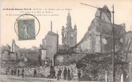 FRANCE - 59 - DOUAI - Le Beffroi Dans Les Ruines - Carte Postale Ancienne - Douai