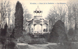 BELGIQUE - NIVELLES - Parc De La Dodaine - Le Kiosque -  Carte Postale Ancienne - Nivelles