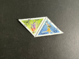 (stamp 15-5-2023) New Zealand (2 Traingle Shape Stamps As A Pair) - Oblitérés