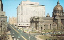 MONTREAL - CANADA - Dorchester St Looking East Showing St James Cathédral - Carte Postale Ancienne - Montreal