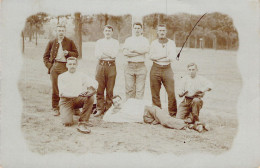 MILITARIA - Photographie D'un Régiment - Uniforme - Carte Postale Ancienne - Autres & Non Classés