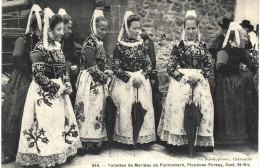 Carte POSTALE  Ancienne De PLOMODIERN - Toilettes De Mariées - Plomodiern