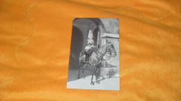 CARTE POSTALE ANCIENNE CIRCULEE DE 1968../ HORSE GUARD WHITEHALL LONDON...CACHETS + TIMBRES X2 - Whitehall