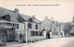 56 ILE D' ARZ    - Place De L' Eglise , Café Et Restaurant De La Marine - Ile D'Arz