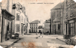 56 LA ROCHE BERNARD - 1-   Rue De La Touche - Ile D'Arz