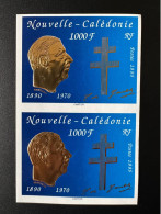 Nouvelle-Calédonie 1995 YT N°682 NON DENTELE Paire Verticale Mort Du Général Charles De Gaulle Gold Doré - De Gaulle (Generaal)