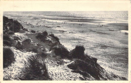 BELGIQUE - WESTENDE - Les Jeux De La Mer Et Du Sable - Carte Postale Ancienne - Westende