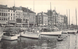 BELGIQUE - OSTENDE - Le Bassin Des Yachts - Quai Des Pêcheurs - Carte Postale Ancienne - Oostende