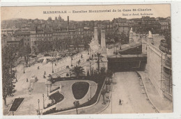 45 DEPT 13 : Marseille Escalier Monumental De La Gare Saint Charles : édit. ? - Bahnhof, Belle De Mai, Plombières