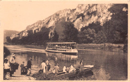 WAULSORT - Bateau Devant Les Hôtels. - Hastière