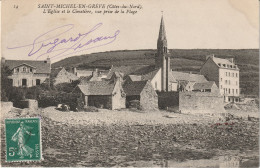 CPA (22 Cote D'armor)  Saint Michel En Grève L'église Et Le Cimetière Vue Prise De La Plage - Saint-Michel-en-Grève