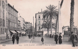 Hyeres  - Place Des Palmiers - CPA °J - Hyeres