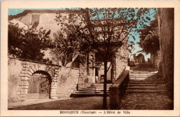 17253 Cpa 84 Bonnieux - L' Hôtel De Ville - Bonnieux