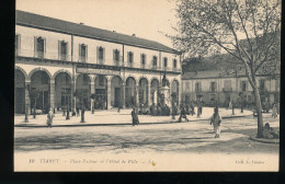 Algerie ---  Tiaret --  Place Pasteur Et L'Hotel De Ville - Tiaret