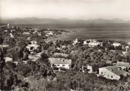 83 - LES ISSAMBRES - S16452 - Village Provençal -  CPSM 15x10 Cm - Les Issambres