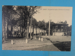 Ciney Un Coin De La Place Monseu Et Le Kiosque - Ciney