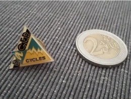 PIN'S PINS VELO BICYCLE RACER CYCLES - Cycling