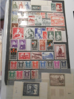 Sarre Collection , 56 Timbres Neufs Entre 1947 Et 1955 - Collections, Lots & Séries