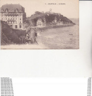 Lot De 2 CPA (50) GRANVILLE.  Le Casino,  Château D'eau / Le Plat Gousset, Animé, Vélo, Hôtel Normandy. ...U807 - Water Towers & Wind Turbines