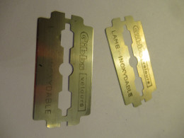 2  Lames De Rasoir Sans Enveloppes / GIBBS Velours/ Différentes /Fabrication Française/Vers 1950-1960  PARF250 - Razor Blades