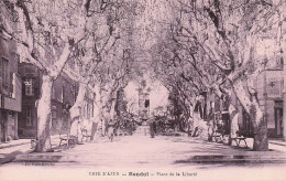 Bandol -  Place De La Liberte -   CPA °J - Bandol