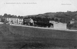 HASPARREN - Place Du Jeu De Paume - Hasparren