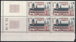 N°2002 - ABBAYE DE FONTEVRAUD  - BLOC DE 4 - COIN DATE - 12-5-1978 - COTE 5€. - 1960-1969