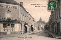 évron - La Rue De La Fontaine - Café De L'europe - Evron