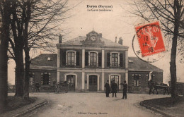 évron - Place De La Gare - Extérieur - Evron