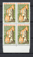 MADAGASCAR   N° 441  BLOC DE QUATRE TIMBRES    NEUF SANS CHARNIERE  COTE  3.20€    EGLISE RELIGION - Madagascar (1960-...)