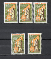 MADAGASCAR   N° 441  CINQ TIMBRES   NEUF SANS CHARNIERE  COTE  4.00€    EGLISE RELIGION - Madagascar (1960-...)