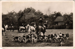 PC HUNTERS AND DOGS REAL PHOTO POSTCARD HUNTING SPORT (a35023) - Chasse