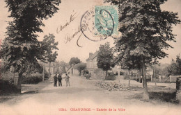 Chaource - Rue Et Entrée De La Ville - Chaource