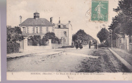 CPA - BRÉHAL - LE HAUT DU BOURG ET LA ROUTE DE COUTANCES - Brehal