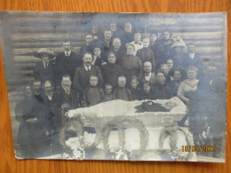 FUNERAL DEAD OLD MAN IN CASCET , OLD REAL PHOTO 16X11 CM , 12-14 - Funerali