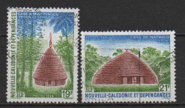 Nouvelle Calédonie  - 1988 - Cases Indigènes  - N° 553/554 - Oblit - Used - Usados