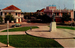 111     GUINÉ - BISSAU - Praça Honorio Barreto E Hotel Portugal - Guinea Bissau