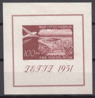 Yugoslavia Republic, ZEFIZ Airmail 1951 Mi#Block 5 Mint Hinged - Ongebruikt