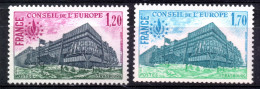 FRANCE / SERVICE / N° 58 & 59 * * - Mint/Hinged