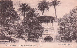 Hyeres - Kiosque Du Jardin Public - CPA °J - Hyeres