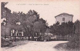 Cavalaire Sur Mer - Hotel Des Bains Et Ses Avenues - CPA °J - Cavalaire-sur-Mer