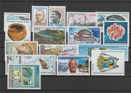 TAAF Année Complète 2005 Sans Carnet Voyage 404 à 417 Et 429 à 434 ** MNH - Komplette Jahrgänge