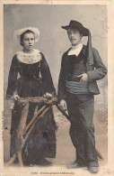 Châteaulin       29          Un Couple De Jeune Gens        N° 1183    (voir Scan) - Châteaulin