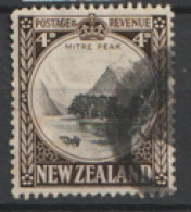 New  Zealand  1935   SG 562  4d Perf  14   Fine Used   - Oblitérés