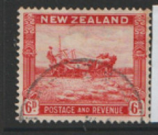 New  Zealand  1936  SG  585  6d  Perf 13.1/2x14  Fine Used  - Oblitérés