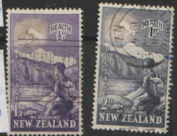 New  Zealand  1954  SG  737-8  Health    Fine Used   - Oblitérés